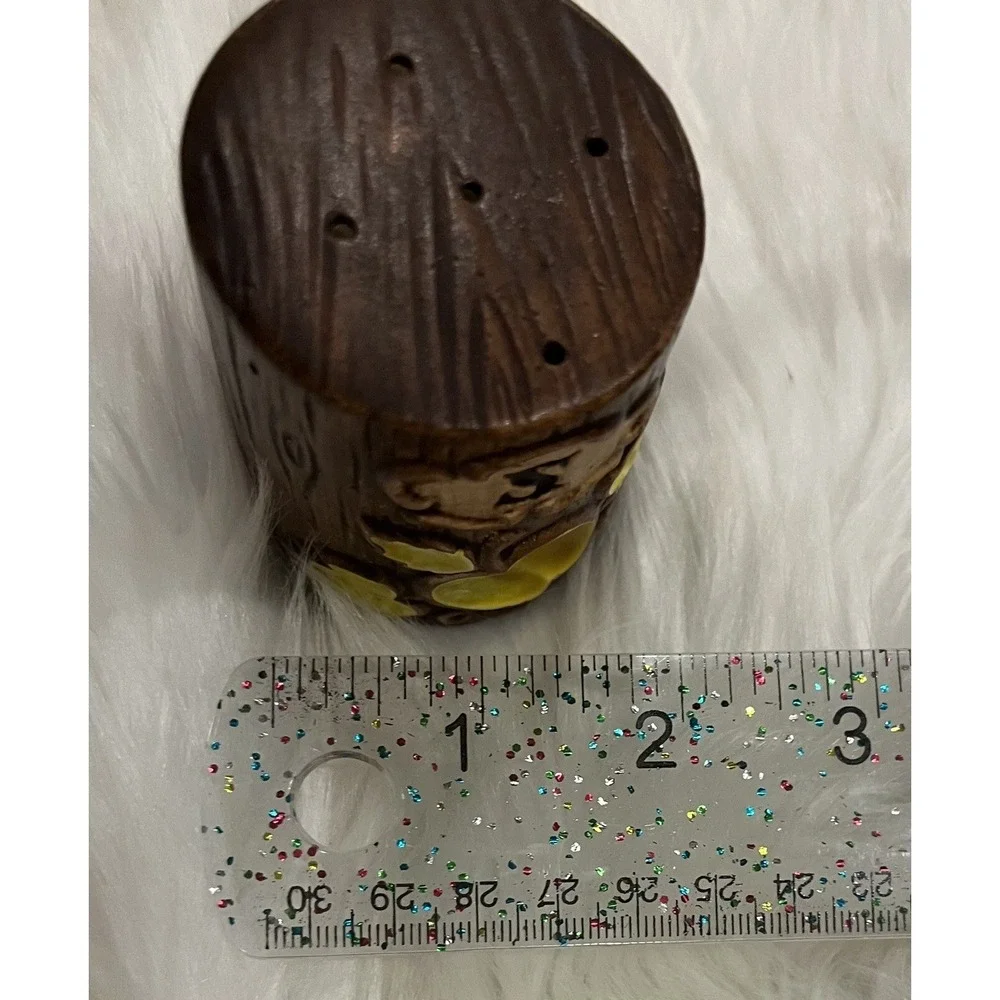 Treasure‎ Craft VTG 1970's Salt and Pepper Shakers Yellow Apple Pear Wood Tiki
